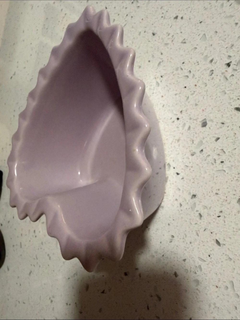 CHANTAL Heart-Shaped Ceramic Serving Bowl in Lavender
